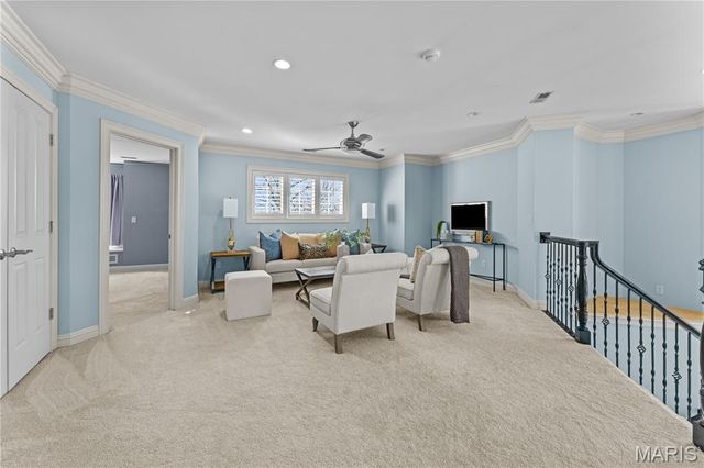 12932 Sunset Bluff Court, St Louis, MO 63127