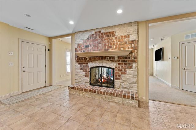 12932 Sunset Bluff Court, St Louis, MO 63127