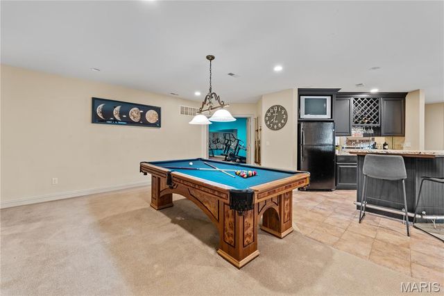 12932 Sunset Bluff Court, St Louis, MO 63127