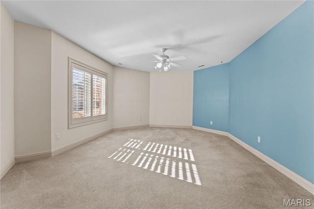 12932 Sunset Bluff Court, St Louis, MO 63127