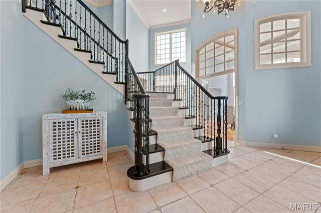 12932 Sunset Bluff Court, St Louis, MO 63127