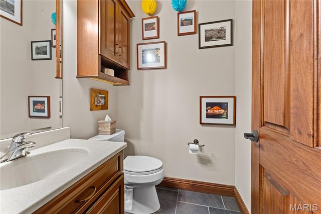 12932 Sunset Bluff Court, St Louis, MO 63127