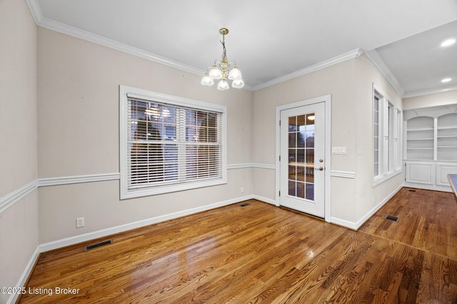 11115 Perwinkle Ln, Louisville, KY 40291