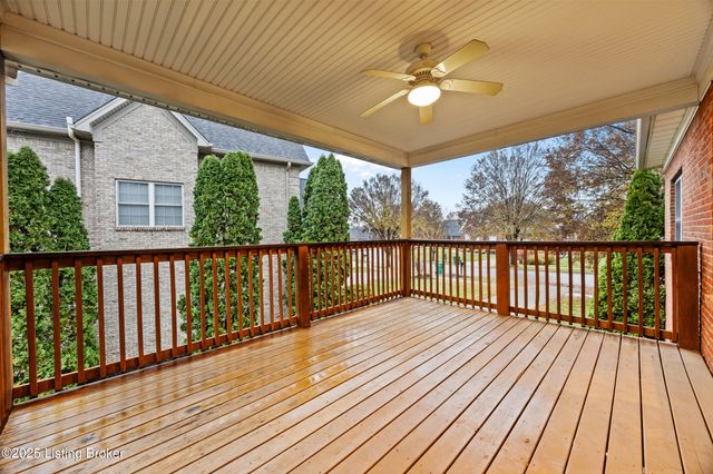 11115 Perwinkle Ln, Louisville, KY 40291