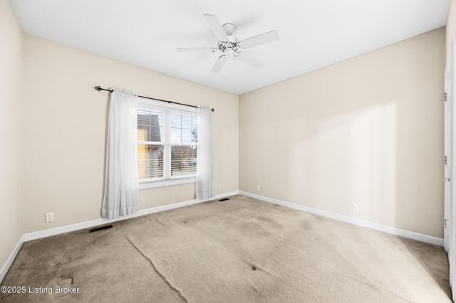 11115 Perwinkle Ln, Louisville, KY 40291