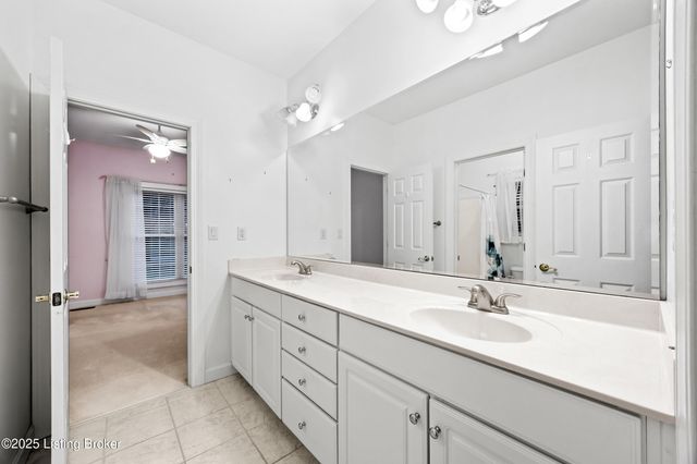 11115 Perwinkle Ln, Louisville, KY 40291