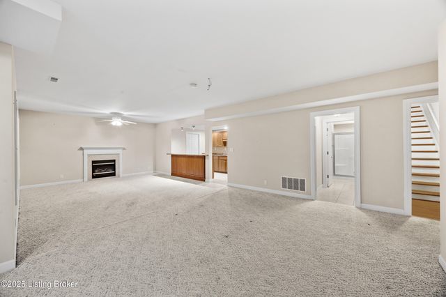 11115 Perwinkle Ln, Louisville, KY 40291