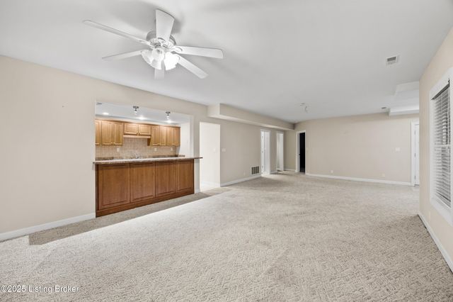 11115 Perwinkle Ln, Louisville, KY 40291