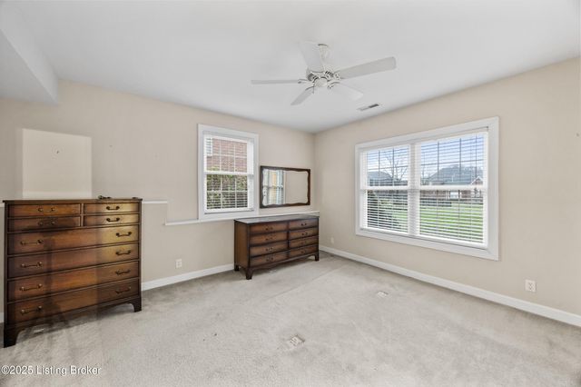 11115 Perwinkle Ln, Louisville, KY 40291