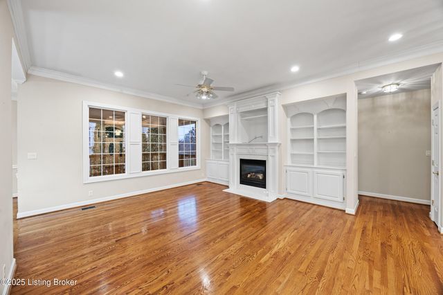 11115 Perwinkle Ln, Louisville, KY 40291