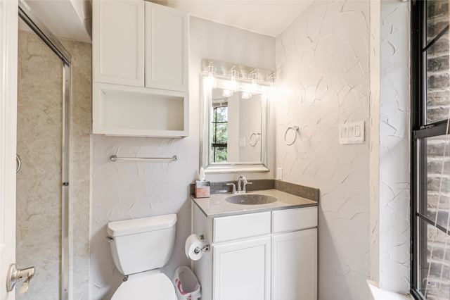 1322 Cartwright Drive, Cedar Hill, TX 75104