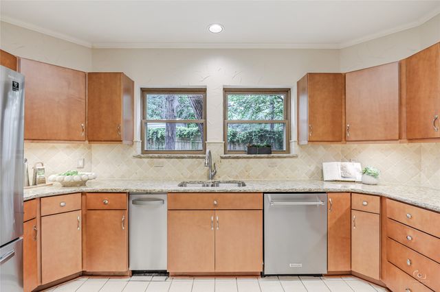 1322 Cartwright Drive, Cedar Hill, TX 75104