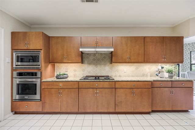 1322 Cartwright Drive, Cedar Hill, TX 75104
