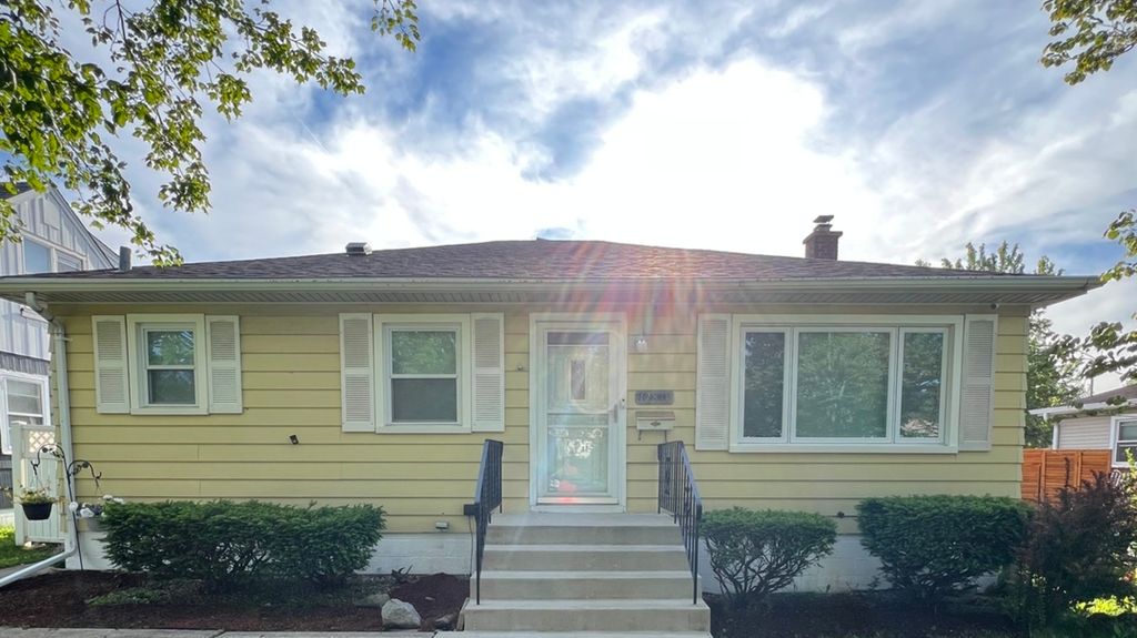 17810 Chicago Avenue, Lansing, IL 60438