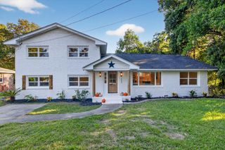 1223 Charlestowne Drive, Charleston, SC 29407