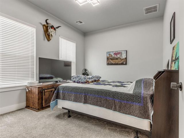 9308 NW 84th Terrace, Yukon, OK 73099