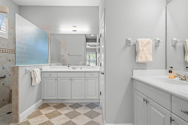 12037 THORNHILL COURT, Lakewood Ranch, FL 34202