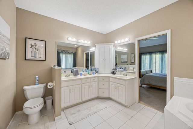 6243 Hollow Lane, Lino Lakes, MN 55014