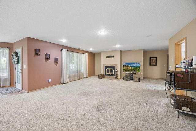 6243 Hollow Lane, Lino Lakes, MN 55014