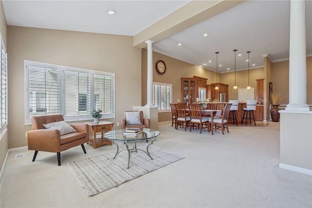 3269 Stone Ct, Marion, IA 52302