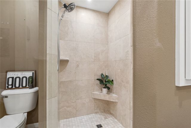 3269 Stone Ct, Marion, IA 52302
