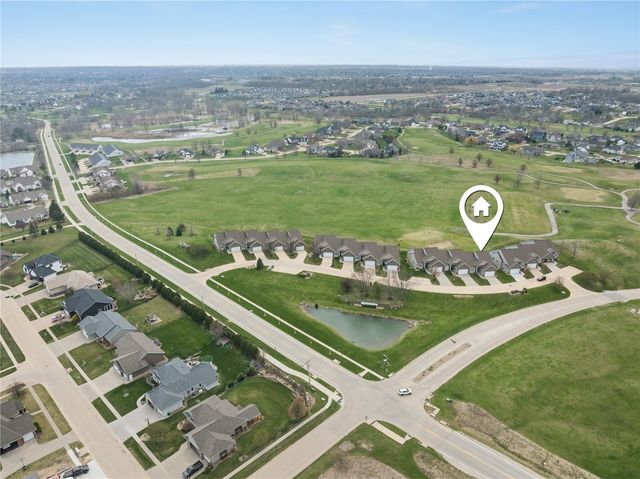 3269 Stone Ct, Marion, IA 52302