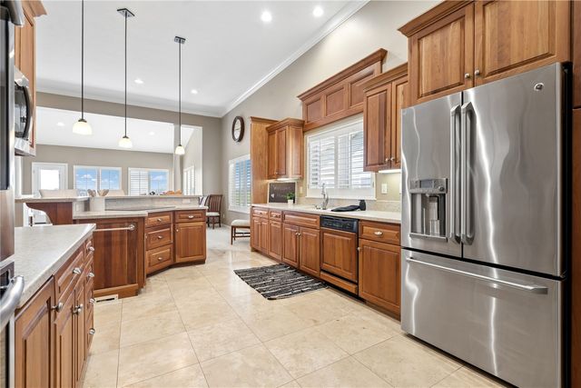 3269 Stone Ct, Marion, IA 52302