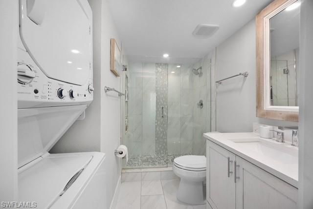 53 High Point CIR W 107, Naples, FL 34103