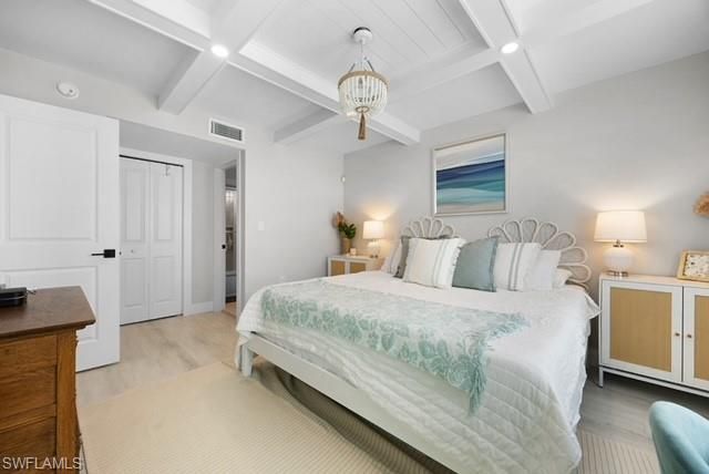 53 High Point CIR W 107, Naples, FL 34103