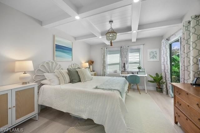 53 High Point CIR W 107, Naples, FL 34103