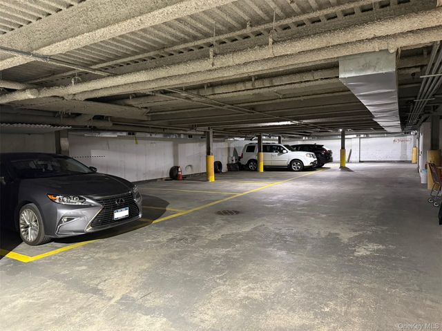 3506 Leavitt Street 3I, Flushing, NY 11354