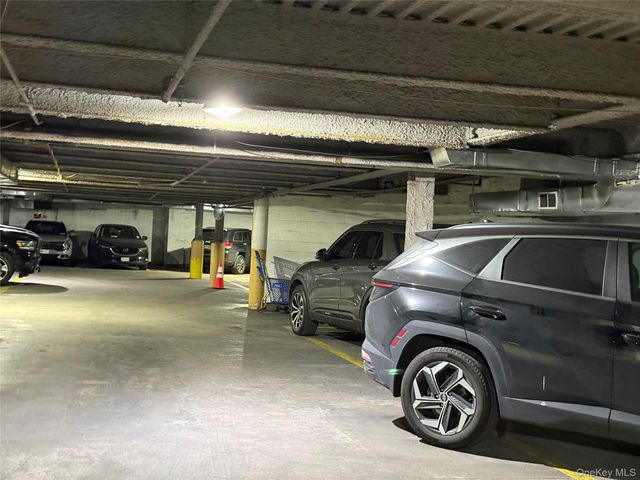 3506 Leavitt Street 3I, Flushing, NY 11354