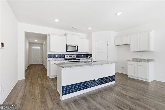 725 Whitman Lane, Stockbridge, GA 30281