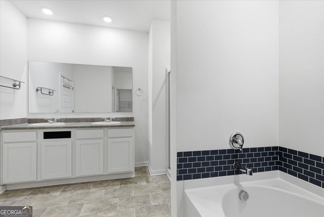 725 Whitman Lane, Stockbridge, GA 30281