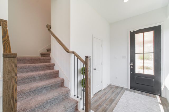 442 Lake Day Drive, Conroe, TX 77304