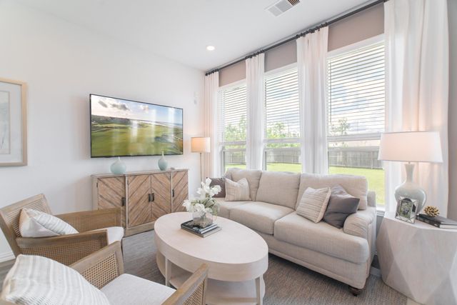 442 Lake Day Drive, Conroe, TX 77304