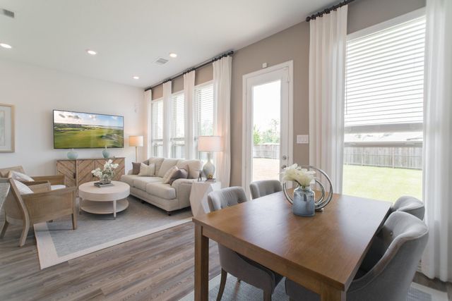 442 Lake Day Drive, Conroe, TX 77304