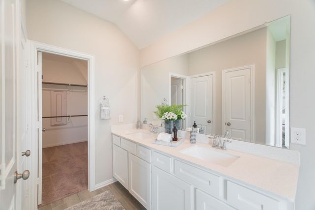 442 Lake Day Drive, Conroe, TX 77304