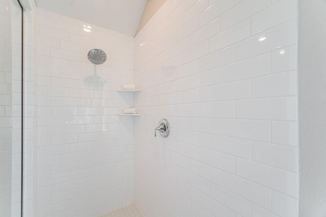 442 Lake Day Drive, Conroe, TX 77304