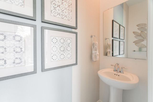 442 Lake Day Drive, Conroe, TX 77304