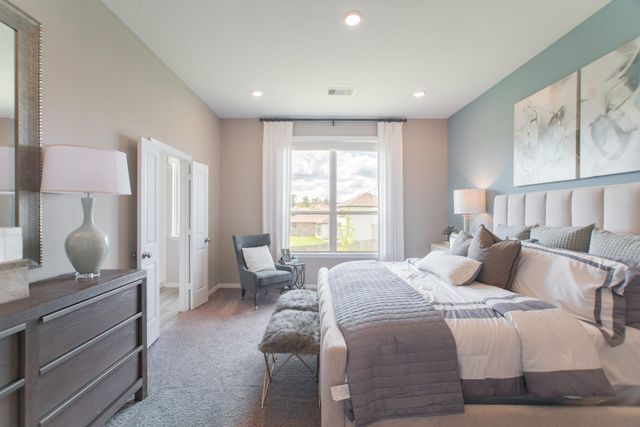 442 Lake Day Drive, Conroe, TX 77304