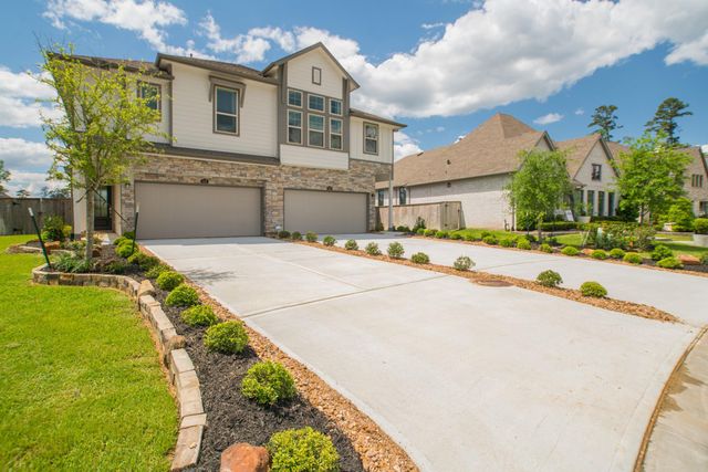 442 Lake Day Drive, Conroe, TX 77304