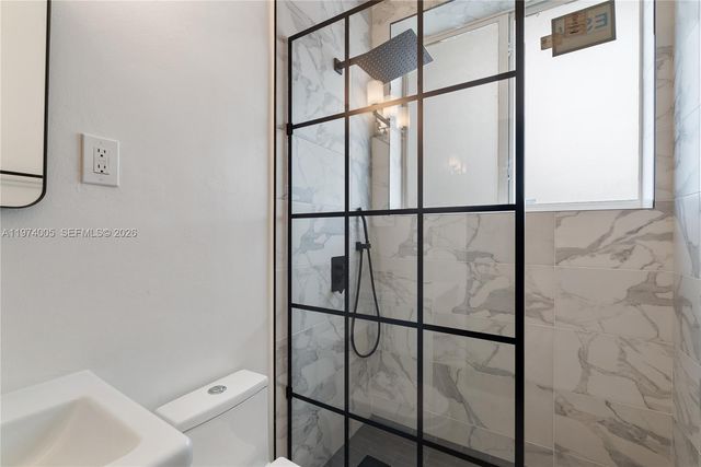 2204 Mckinley St 2, Hollywood, FL 33020