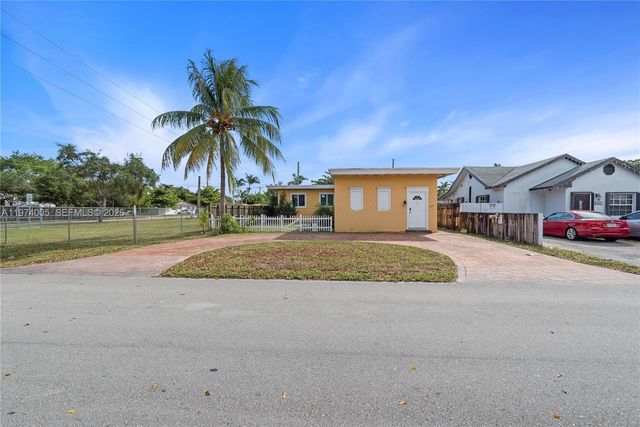2204 Mckinley St 2, Hollywood, FL 33020