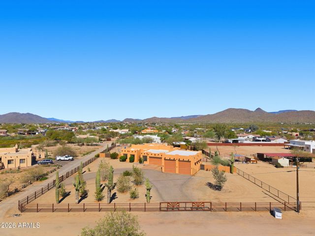 1114 E Carlise Road, Phoenix, AZ 85086