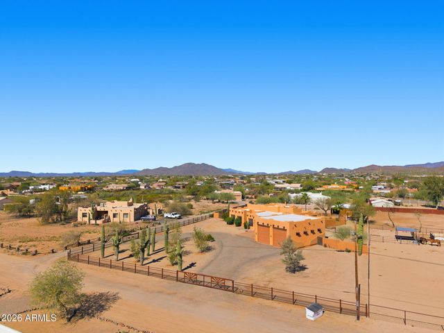 1114 E Carlise Road, Phoenix, AZ 85086