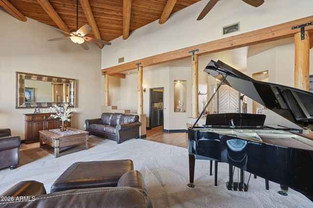 1114 E Carlise Road, Phoenix, AZ 85086