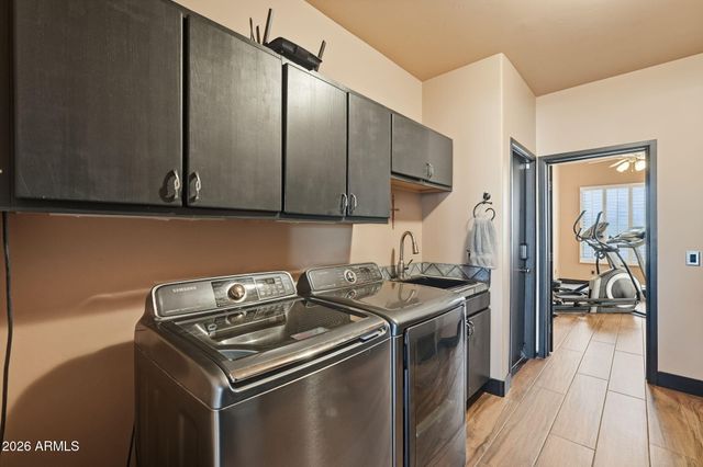 1114 E Carlise Road, Phoenix, AZ 85086