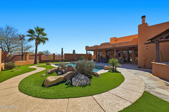 1114 E Carlise Road, Phoenix, AZ 85086