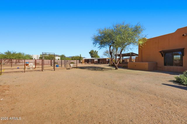 1114 E Carlise Road, Phoenix, AZ 85086
